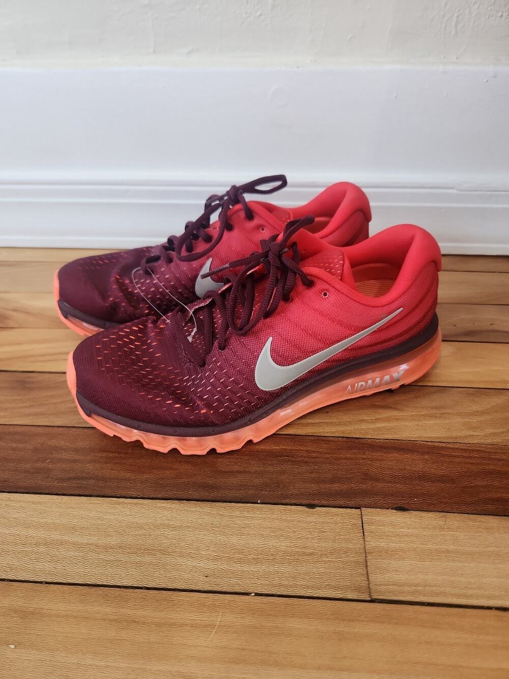 Nike Air Max 2017 Night Maroon White Red Sneakers 849559-601 Men's Size 10.5